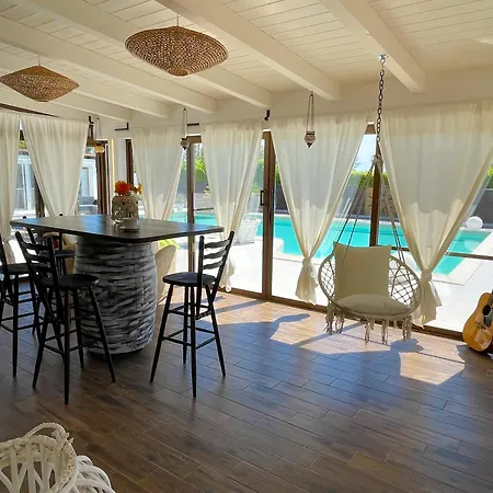 Apartment A Casa Di Betty - Spacious & Bright With Private Pool - An Oasis Of Peace To Relax And Recharge Torre Tre Ponti