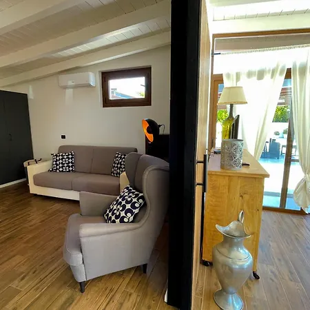 A Casa Di Betty - Spacious & Bright With Private Pool - An Oasis Of Peace To Relax And Recharge شقة